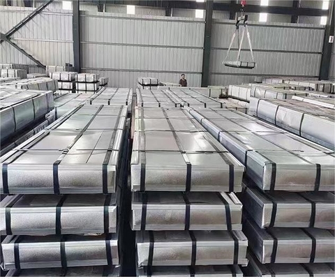 Panjang yang disesuaikan Prepainted Ppgi Z100 Cold Rolled Steel Coil untuk bahan bangunan