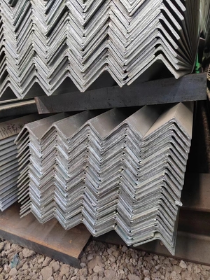 ASTM Kelas Hot Rolled Carbon Steel Iron untuk Bahan Konstruksi