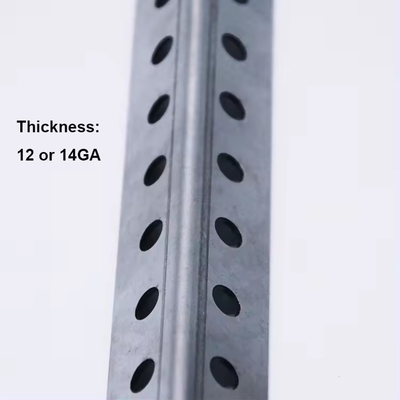 Hot Dip Galvanized Slotted L Steel Angle Bar dengan Lubang Pengolahan Layanan Punching