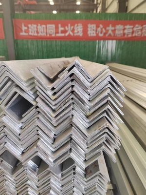 Prime Angel Iron/Hot Rolled Angel Steel/MS Angles L Profile Angle Steel yang sama atau tidak sama