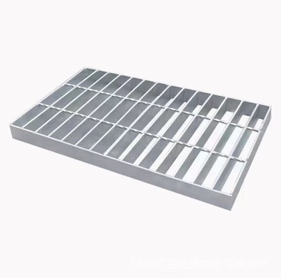 API bersertifikat Hot Dip Galvanized Steel Grates untuk Trotoar