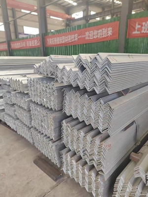 Seri Q195-Q420 Hot Rolled 120*120*3mm MS Angel Steel dengan Aplikasi Profil L