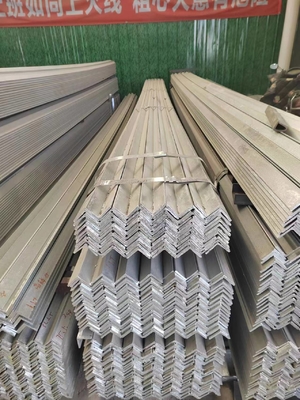 Bar sudut baja karbon kelas sama seri Q195-Q420 untuk ASTM A53 A36 GB Q235 Q345