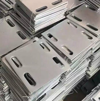 Desain Modern Piring Baja Tertanam untuk Bangunan Kantor Sistem Tembok Luar