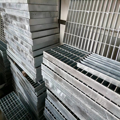 Anti-Slip Serrated Surface Grating untuk Safe Rooftop Walkway dan Sertifikasi ISO9001