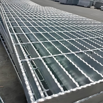 Gaya Desain Industri Perak Stainless Steel Welded Metal Grating dengan permukaan halus