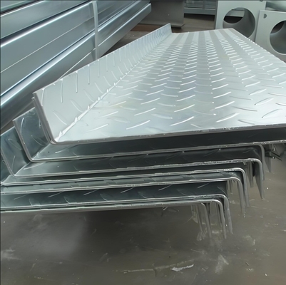 GS Sertifikasi Galvanized Pattern Sheet Roll dalam lebar 100-1500mm untuk kebutuhan Anda