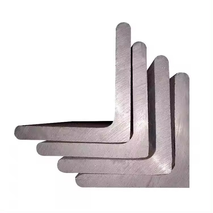 Baja sudut baja rendah karbon non-logam 70*5mm untuk layanan perforasi dalam struktur bangunan
