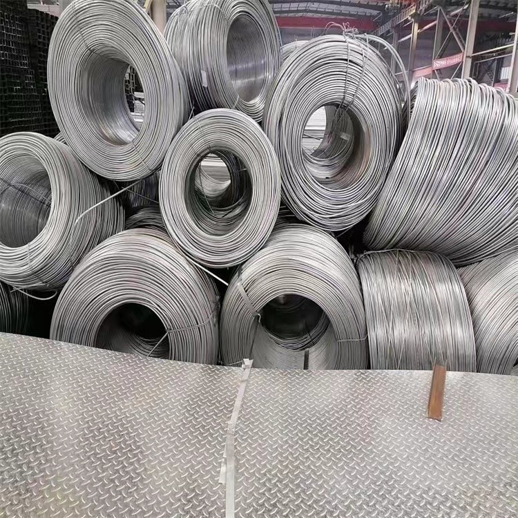 Layanan Pengelasan dan Toleransi ± 1% untuk 6mm-12mm Hot Dip Galvanized Coil Wire