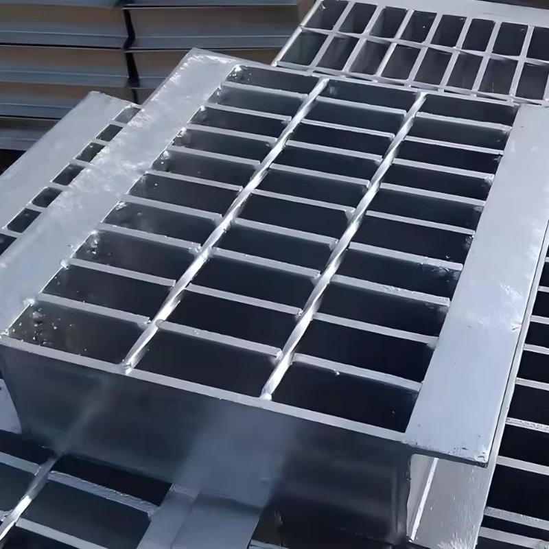 Gelas baja tahan karat untuk saluran pembuangan parit 50mm Cross Bar Pitch tahan korosi